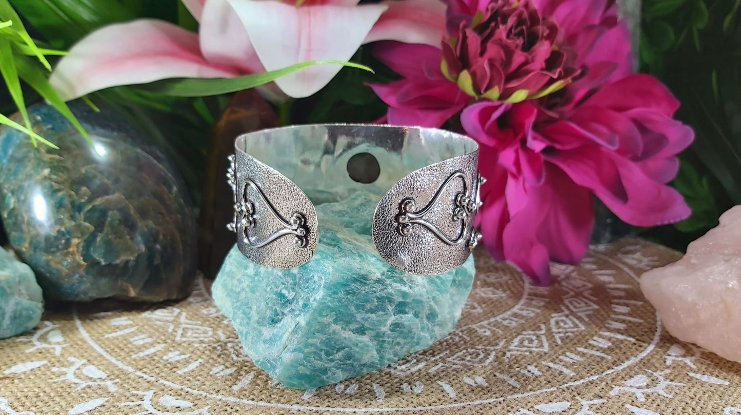 Labradorite Inner Spirit Gemstone Bangle (B111)