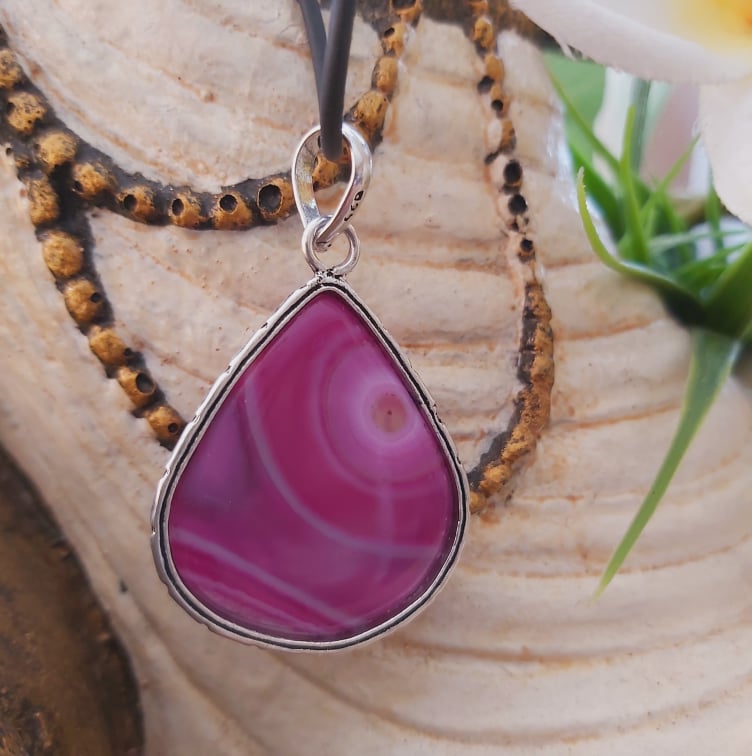 Agate Grounding & Protection Gemstone Pendant (E1887)
