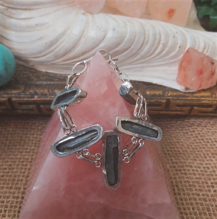 Kyanite Third Eye Chakra Bracelet 18 cm (E2256)