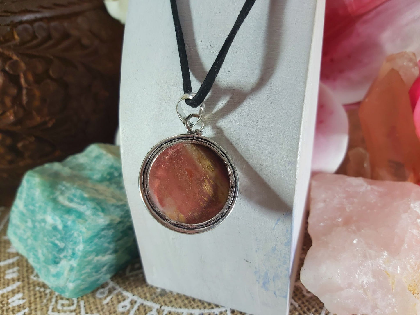 Mookaite Decision Making Pendant (E879)