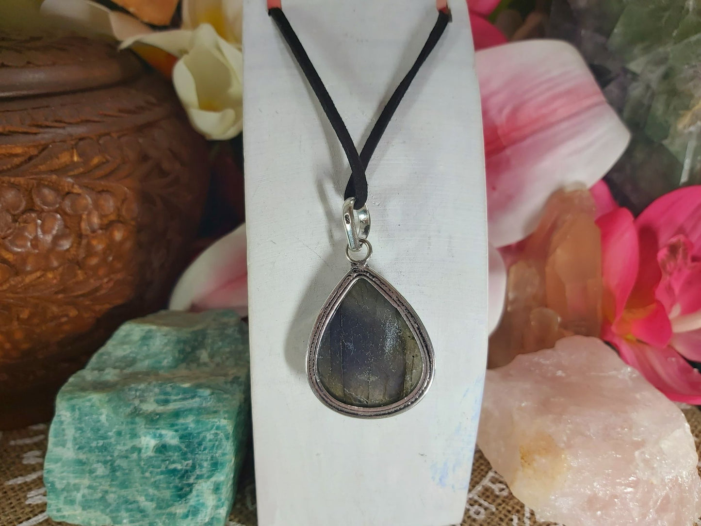 Labradorite Psychic Protection Pendant (E892)