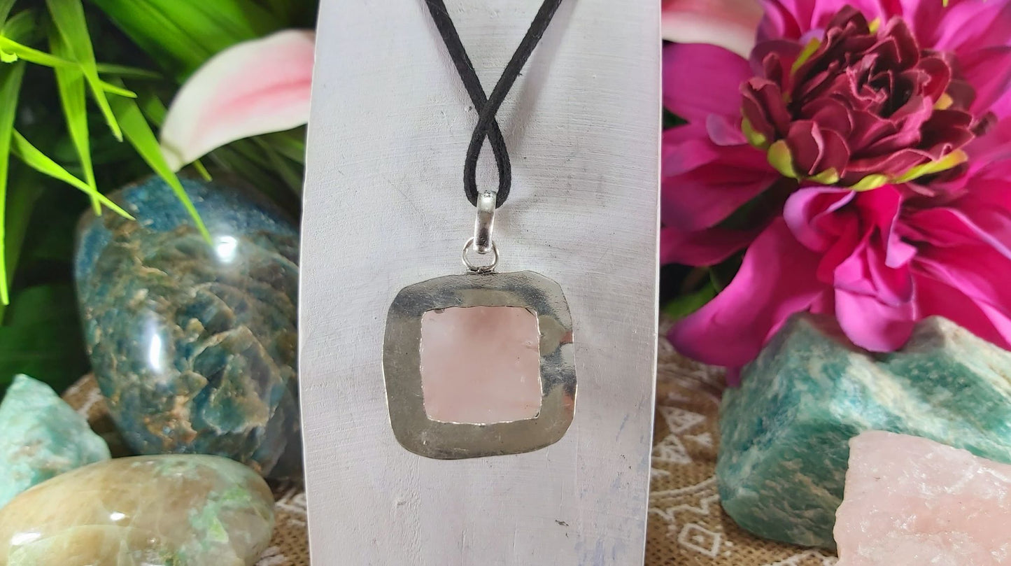 Rose Quartz True Love Pendant (E1007)