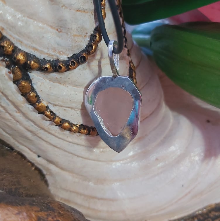 Rose Quartz True Love Gemstone Pendant (E2128)