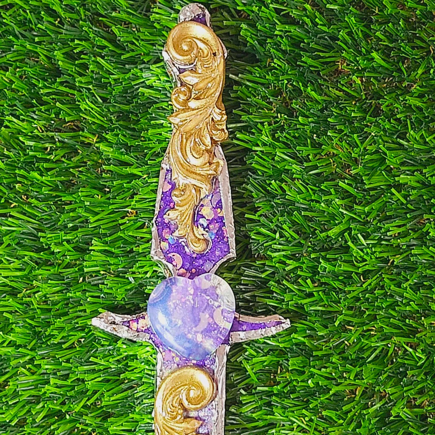 Handcrafted Fantasy Decorative Dagger (DG4)