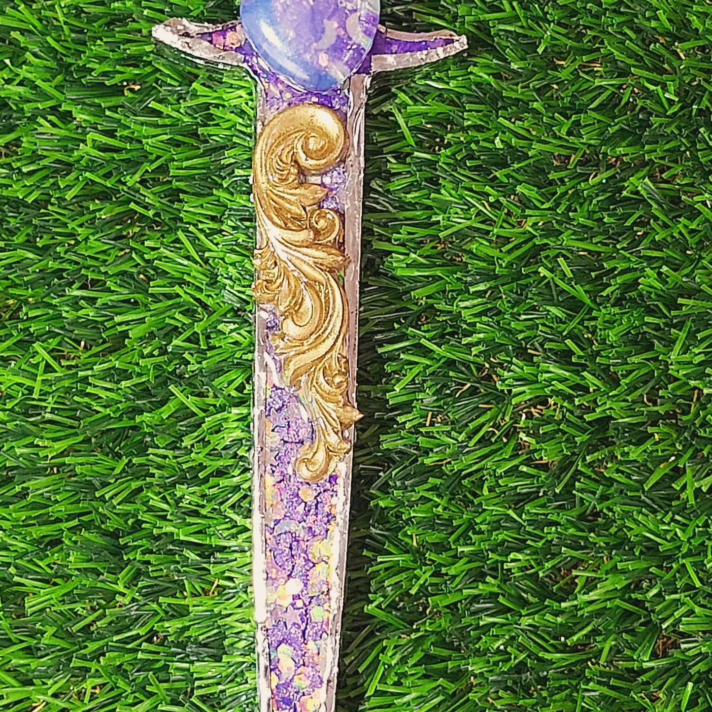 Handcrafted Fantasy Decorative Dagger (DG4)