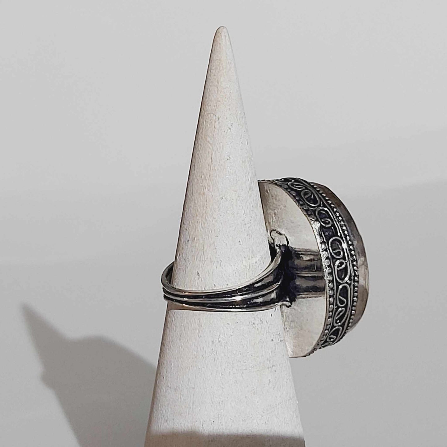 Lapis Lazuli Inner Vision Gemstone Ring US 7.5 (E1657)