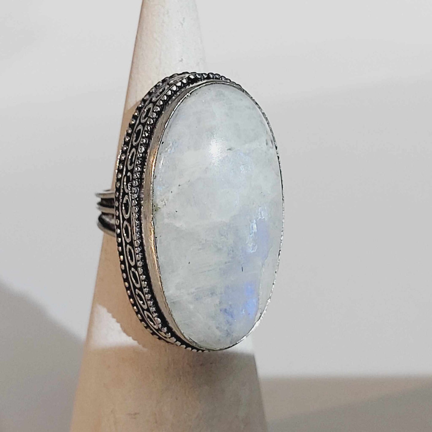 Free Spirit Rainbow Moonstone Ring Size US 7 (E1663)
