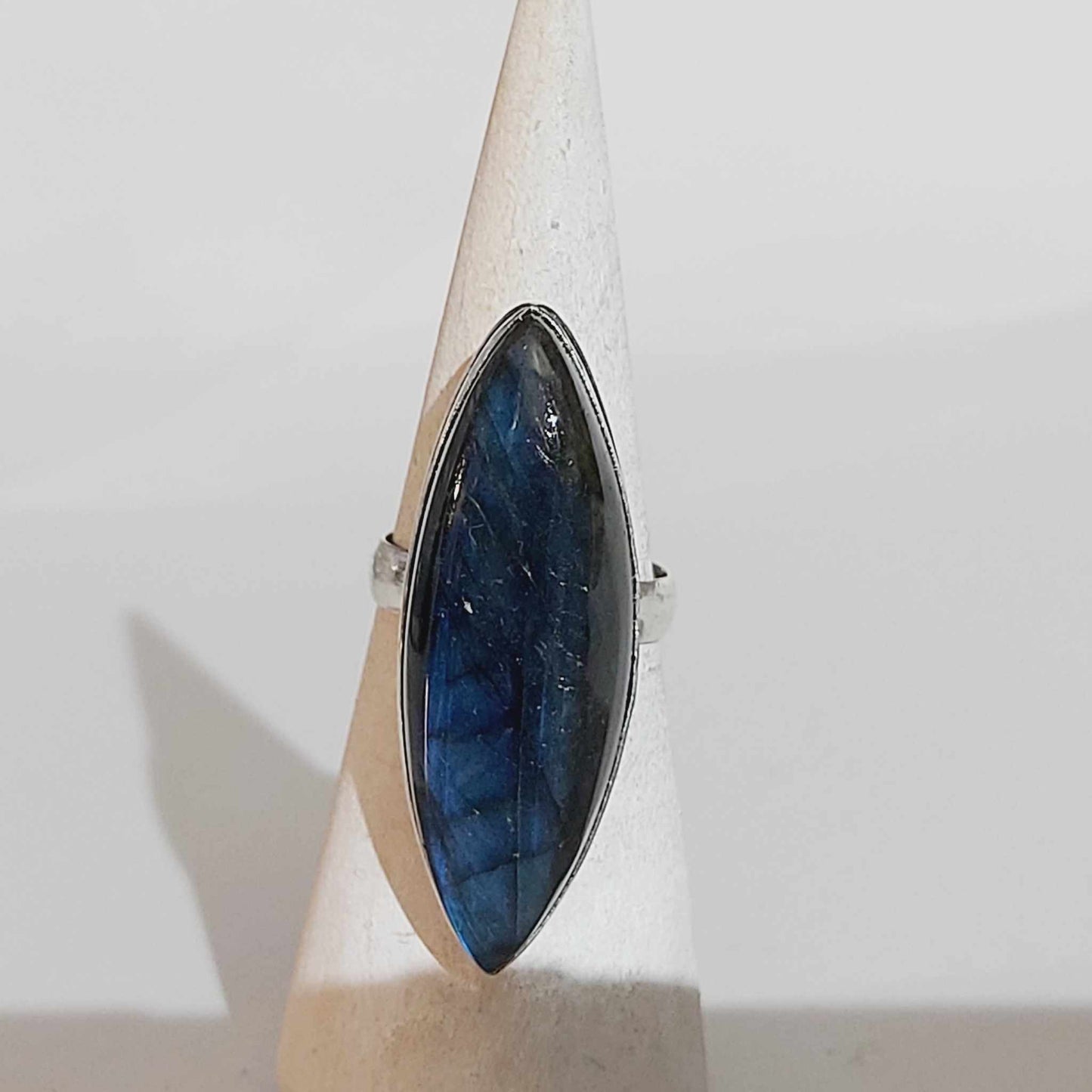 Labradorite Protection Gemstone Ring US 8.5 or UK Q (E1736)