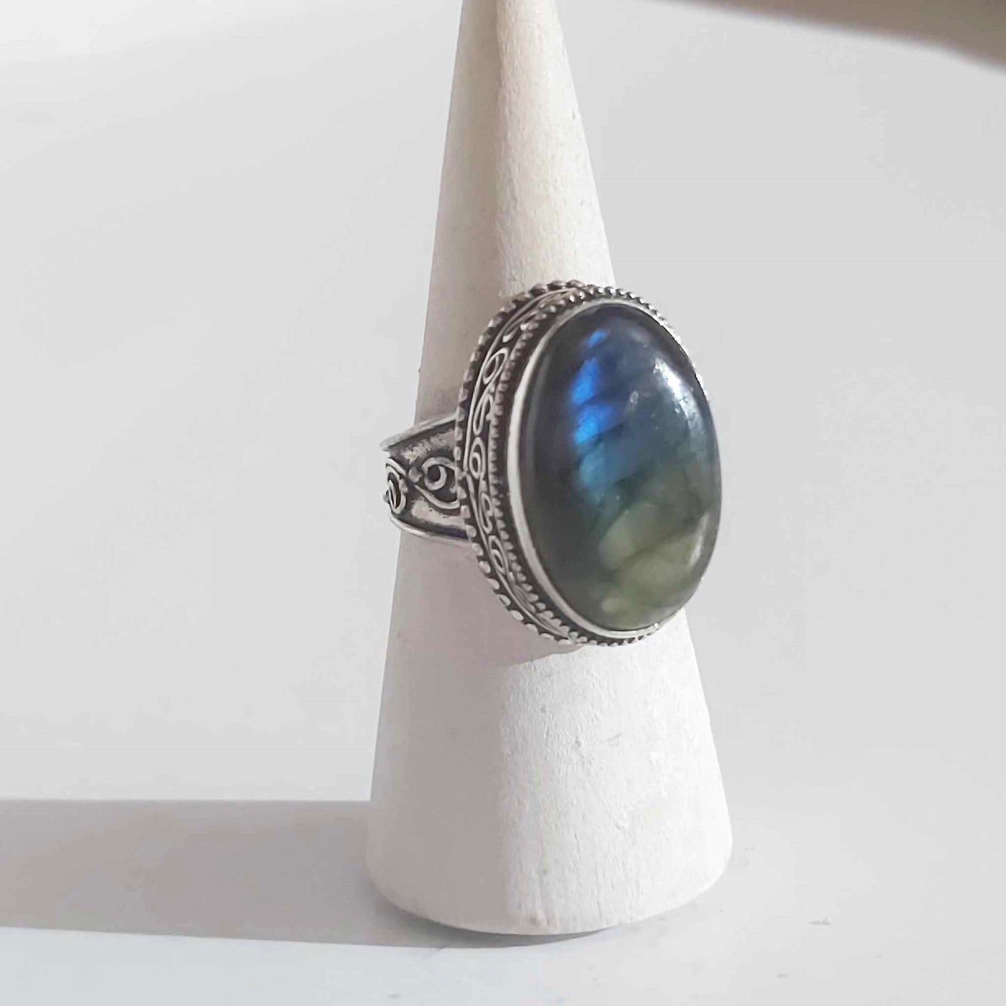 Labradorite Protection Gemstone Ring US 9.5 or UK R (E1737)