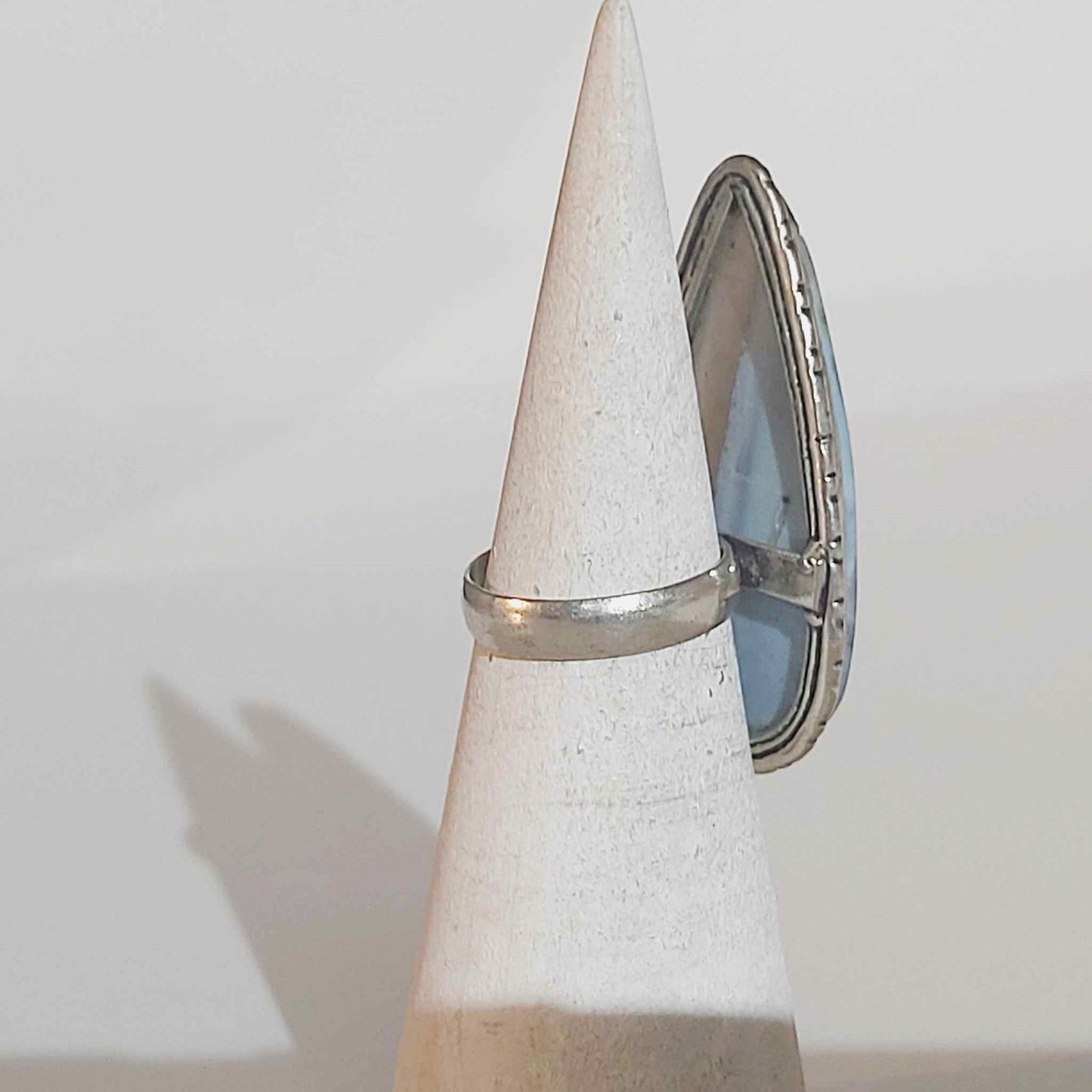 Owyhee Blue Opal Angelic Gemstone Ring US 6 or UK L (E1738)