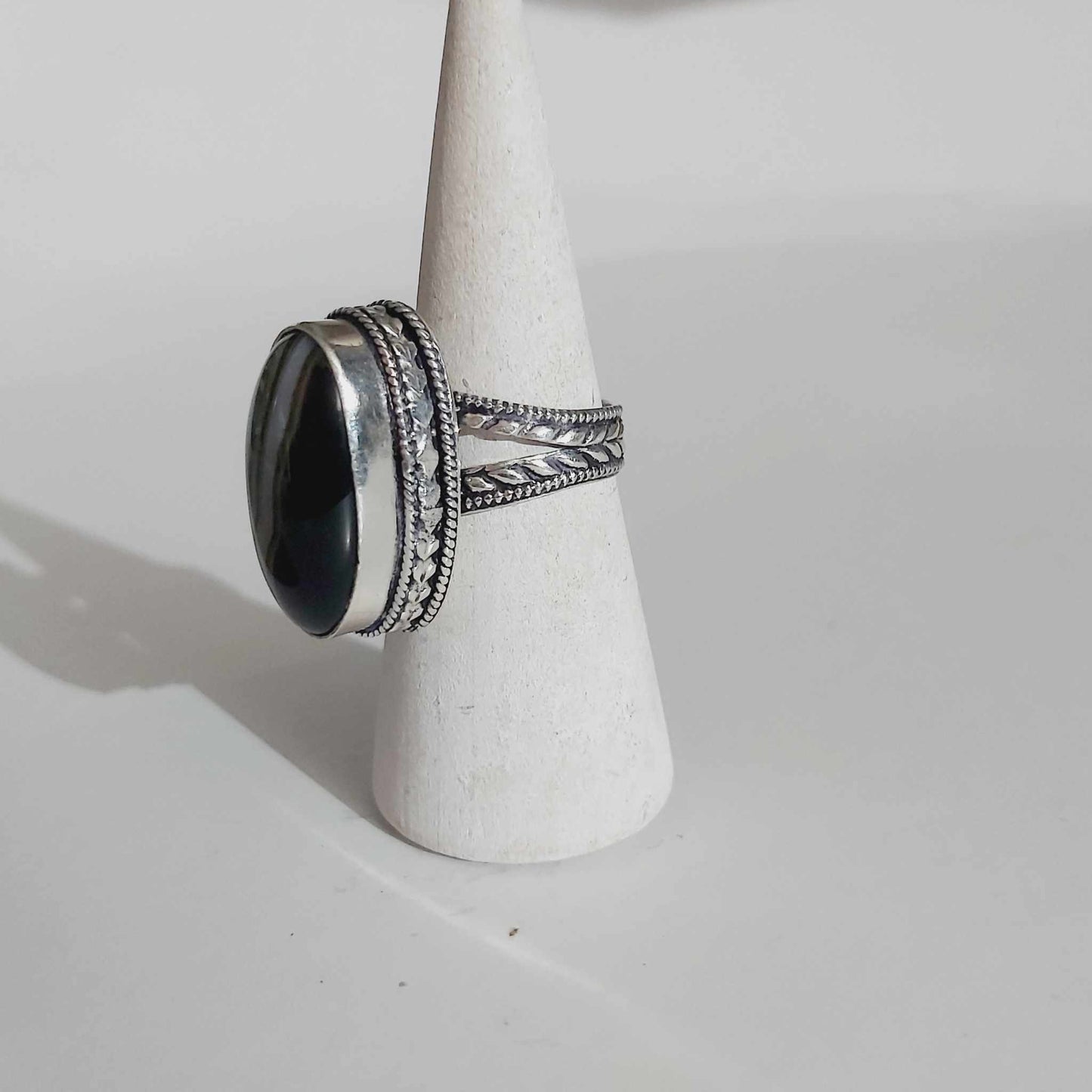 Agate Physical Wellbeing Gemstone Ring US 10 (E2440)