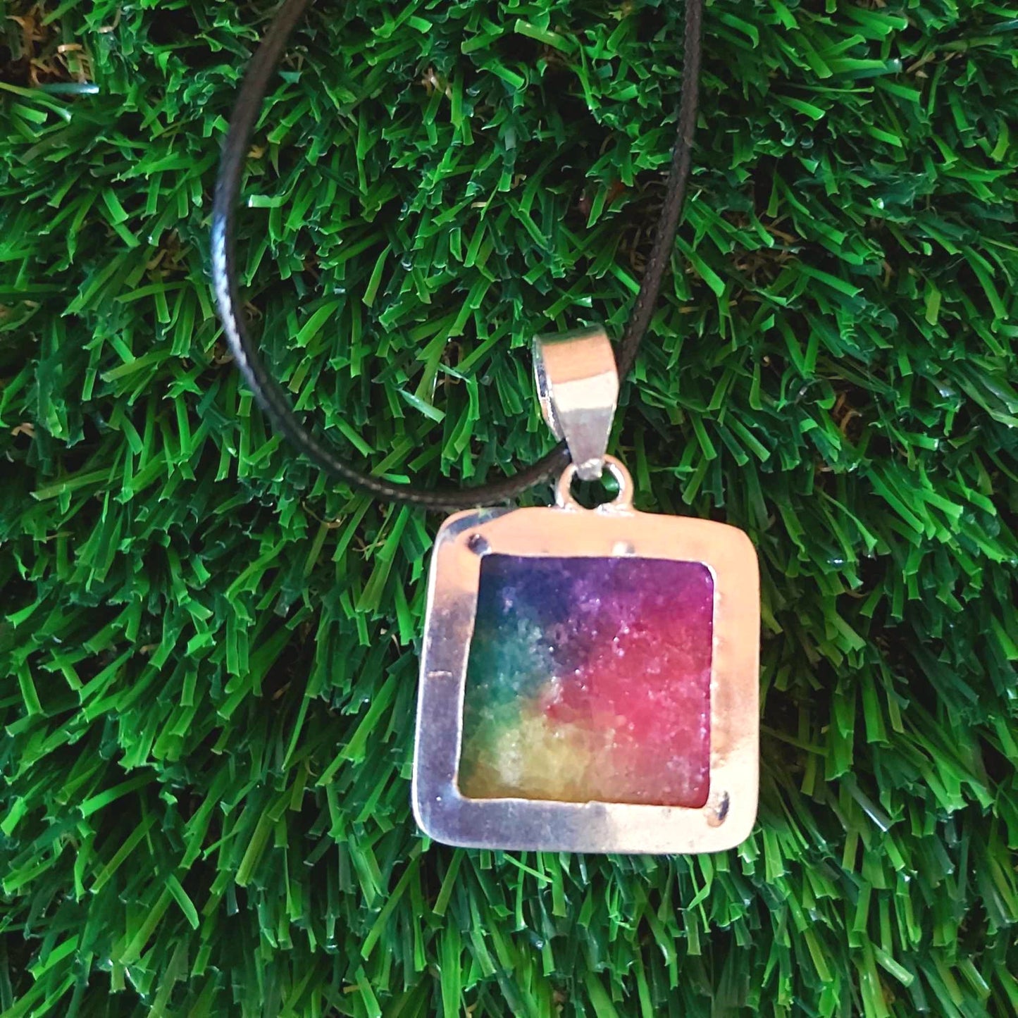 Rainbow Agate Grounding Gemstone Pendant (E2531)