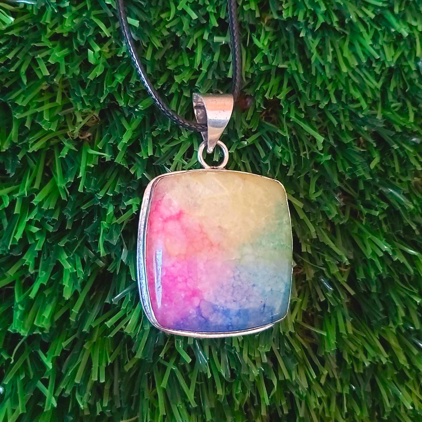 Rainbow Agate Grounding Gemstone Pendant (E2538)