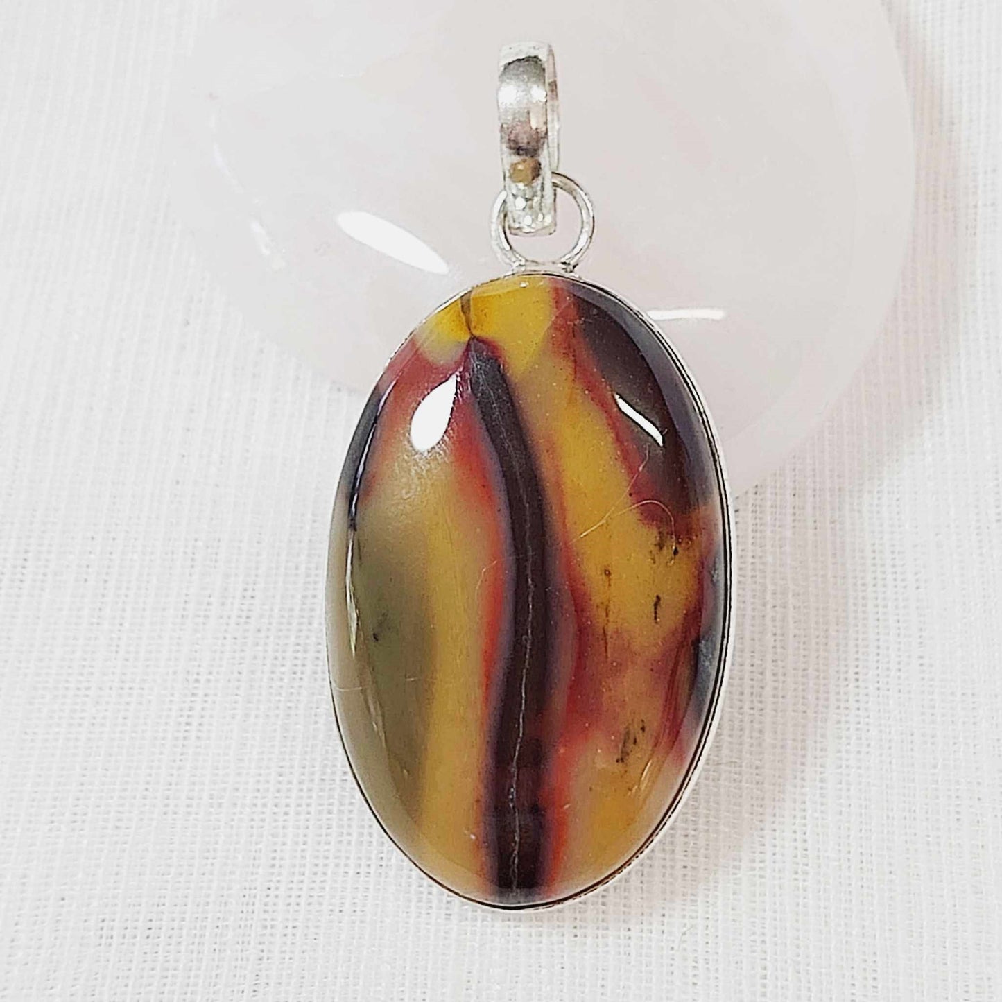 Mookaite Australian Gemstone Crystal Pendant (E711)
