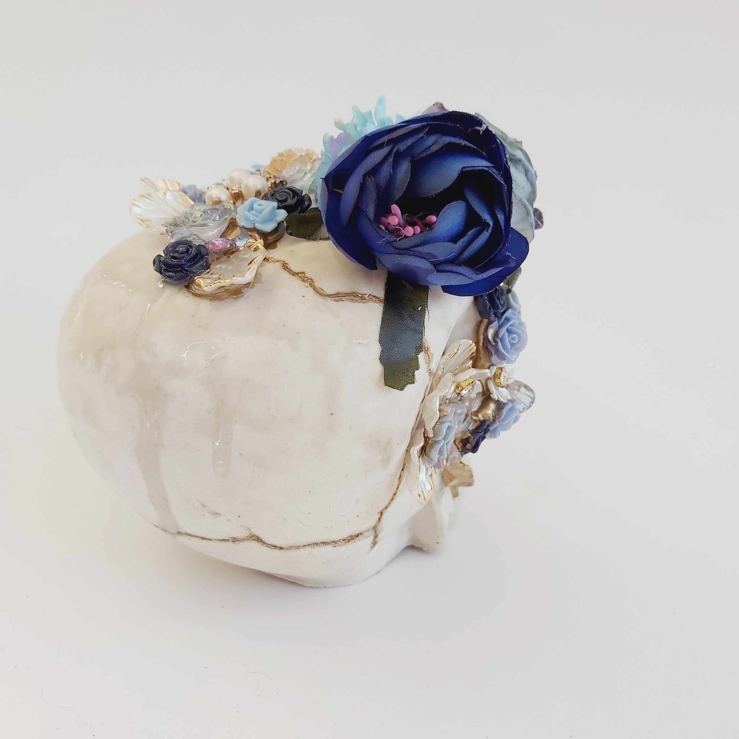 Handcrafted Gothic Floral Skull – Unique Gothic Style Home Accent (SKL3)