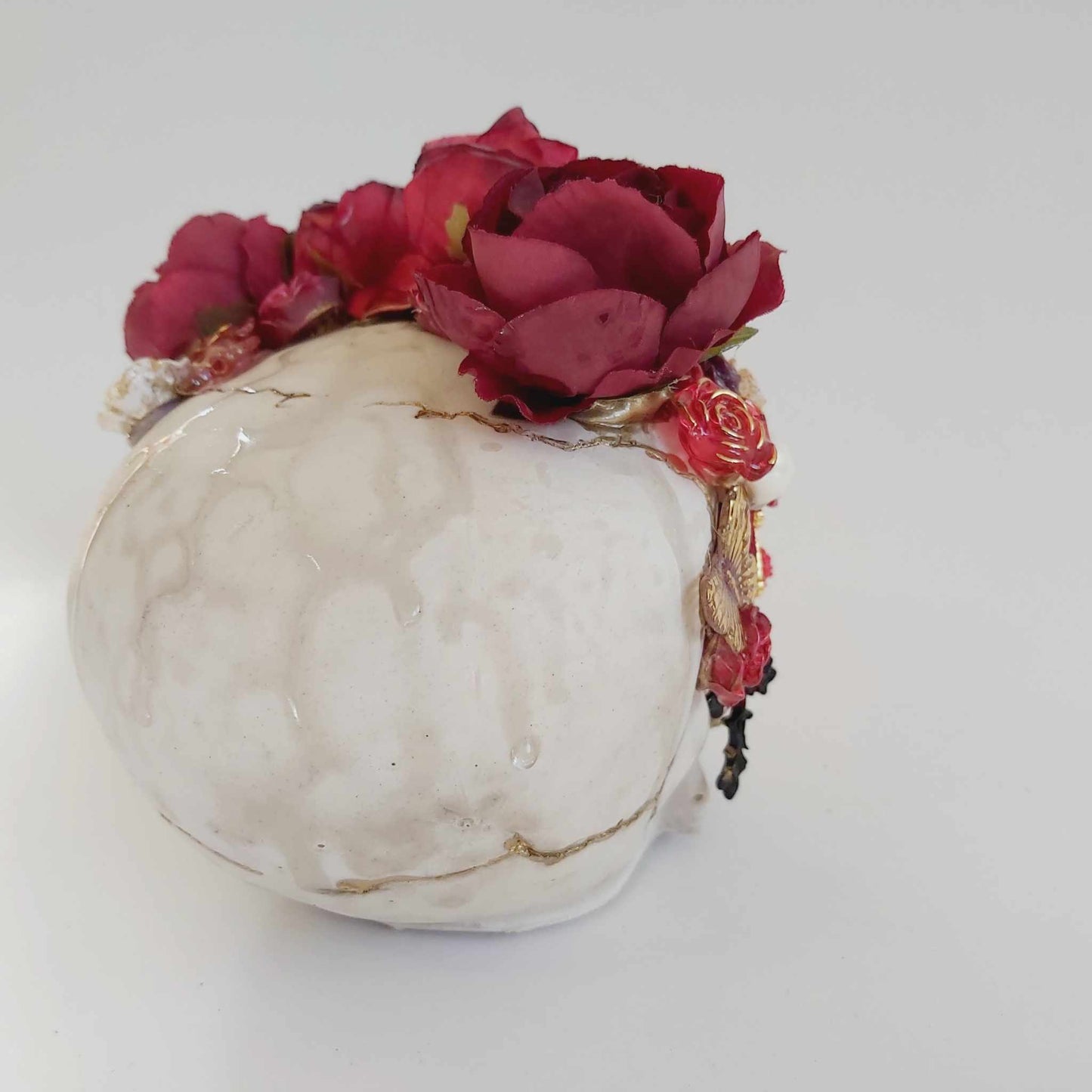 Handcrafted Gothic Floral Skull – Unique Gothic Style Home Accent (SKL4)