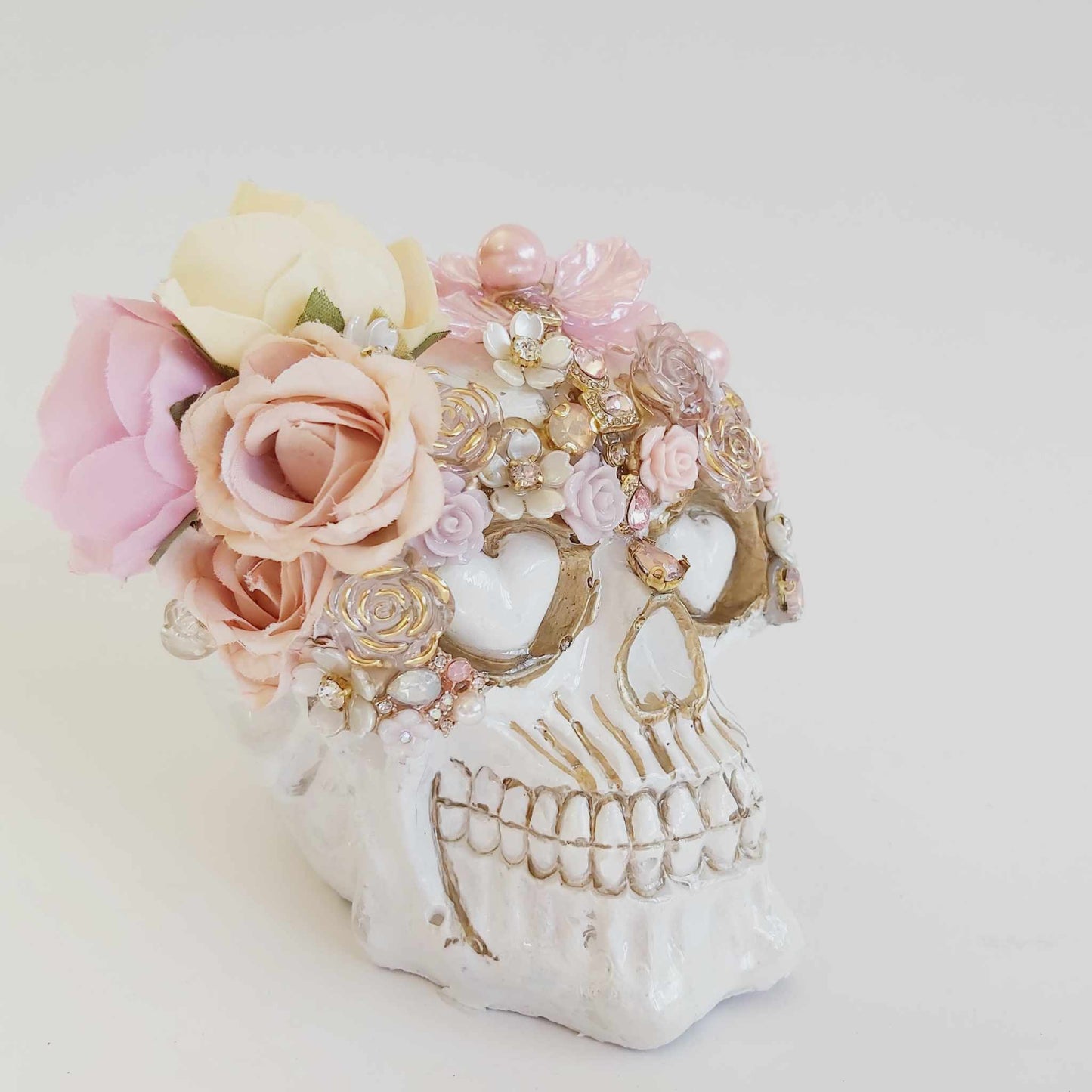 Handcrafted Gothic Floral Skull – Unique Gothic Style Home Accent (SKL5)