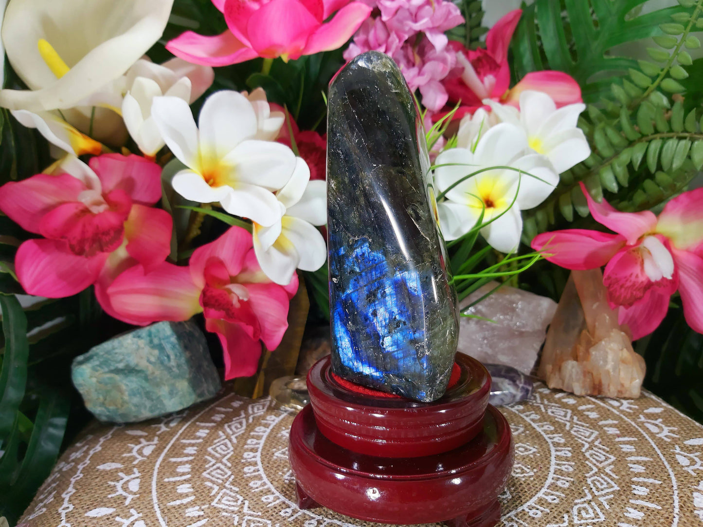 Labradorite Crystal 585 gms (GEM5)