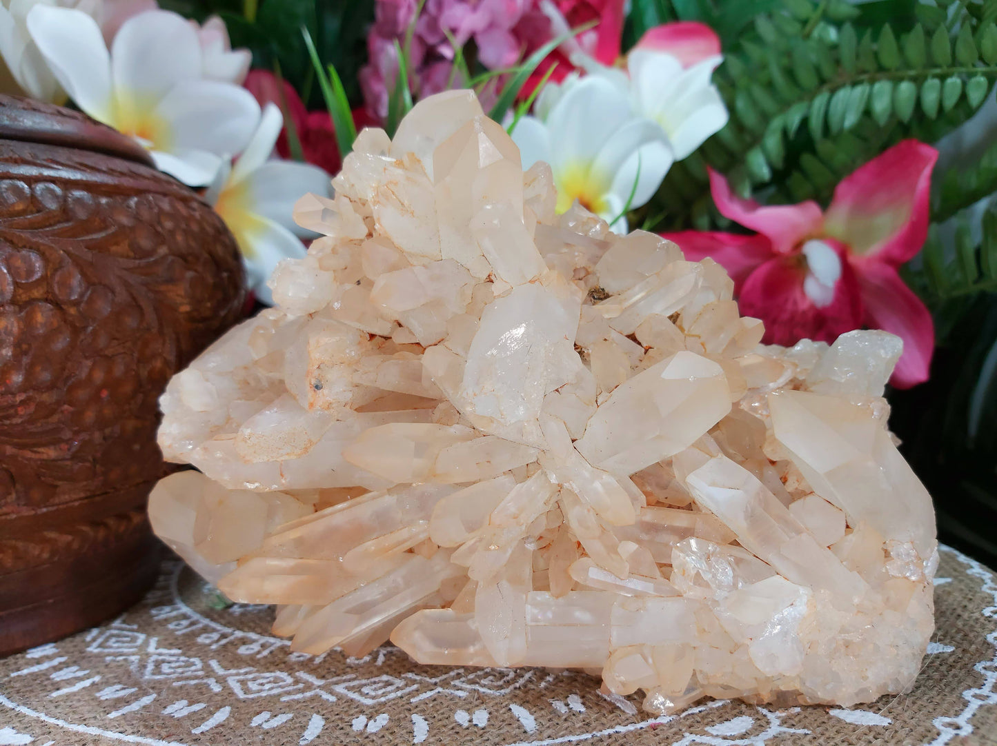 Clear Quartz Gemstone 1450 gms (GEM35)