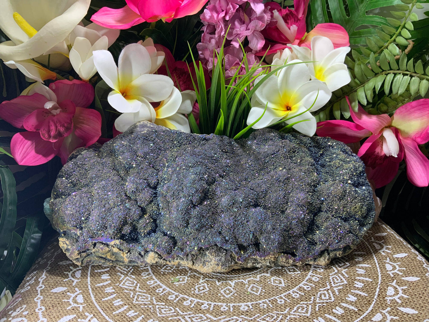 Agate Druzy Crystal 1965 gms (GEM39)