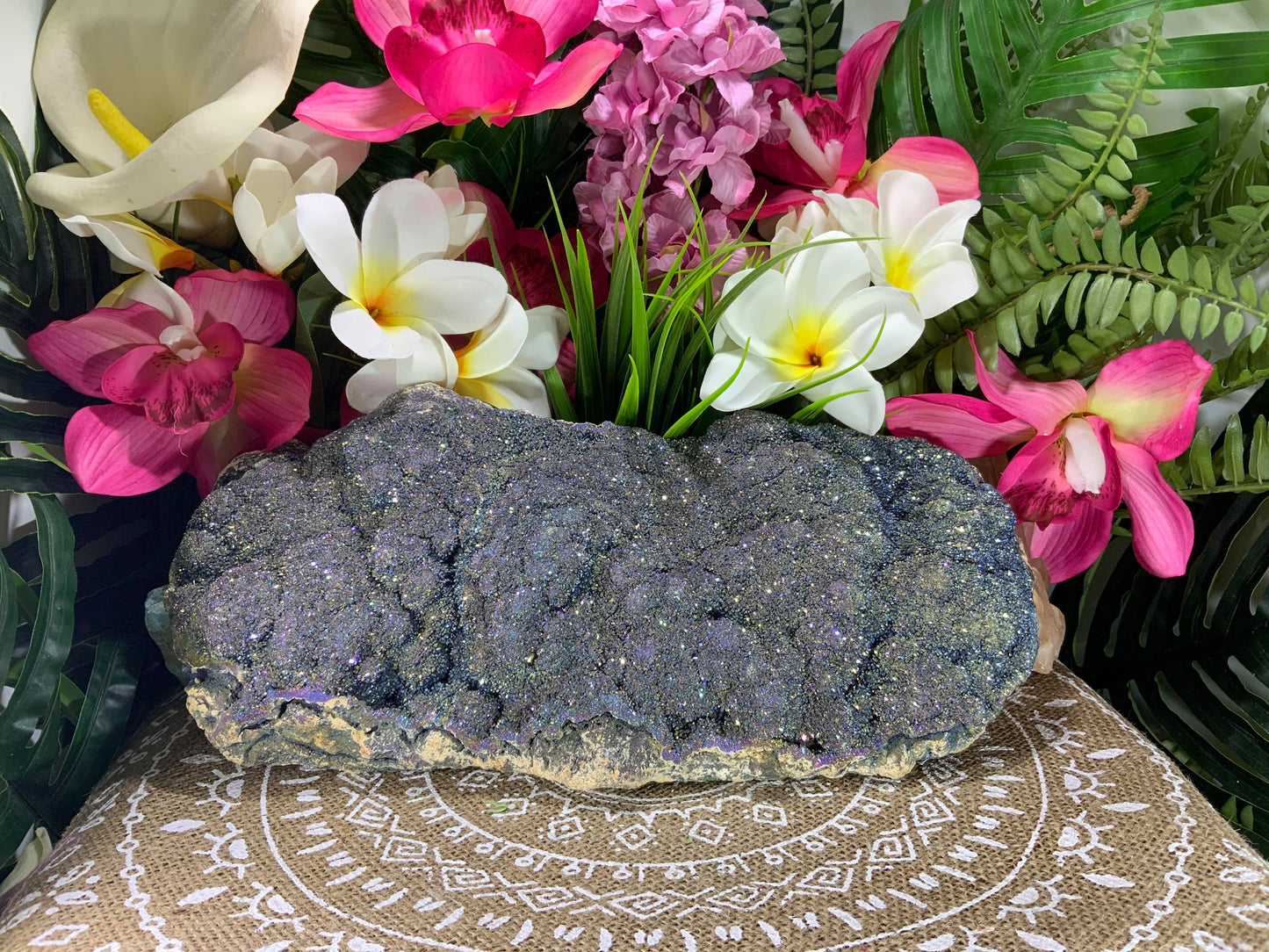 Agate Druzy Crystal 1965 gms (GEM39)