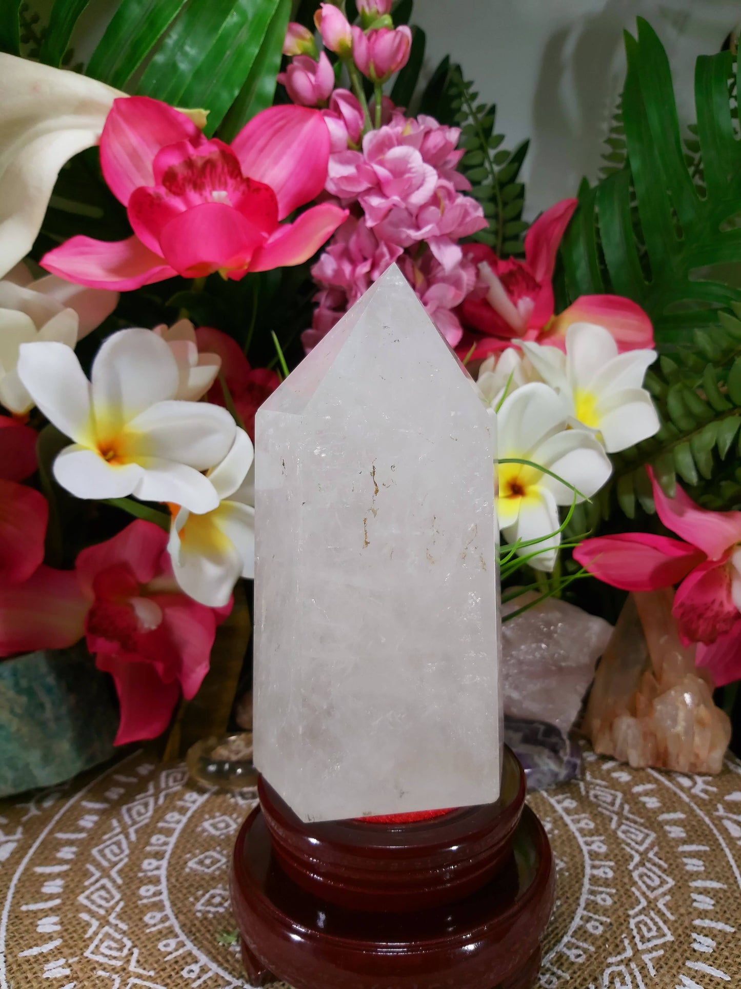 Clear Quartz Crystal 1006 gms (GEM17)