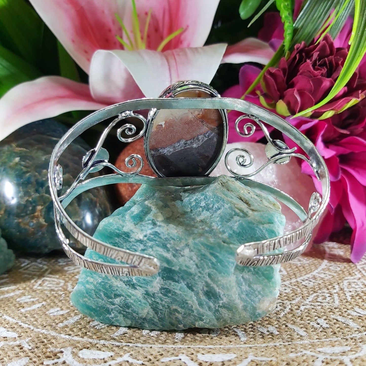 Agate Stability Bangle Bracelet (B129)