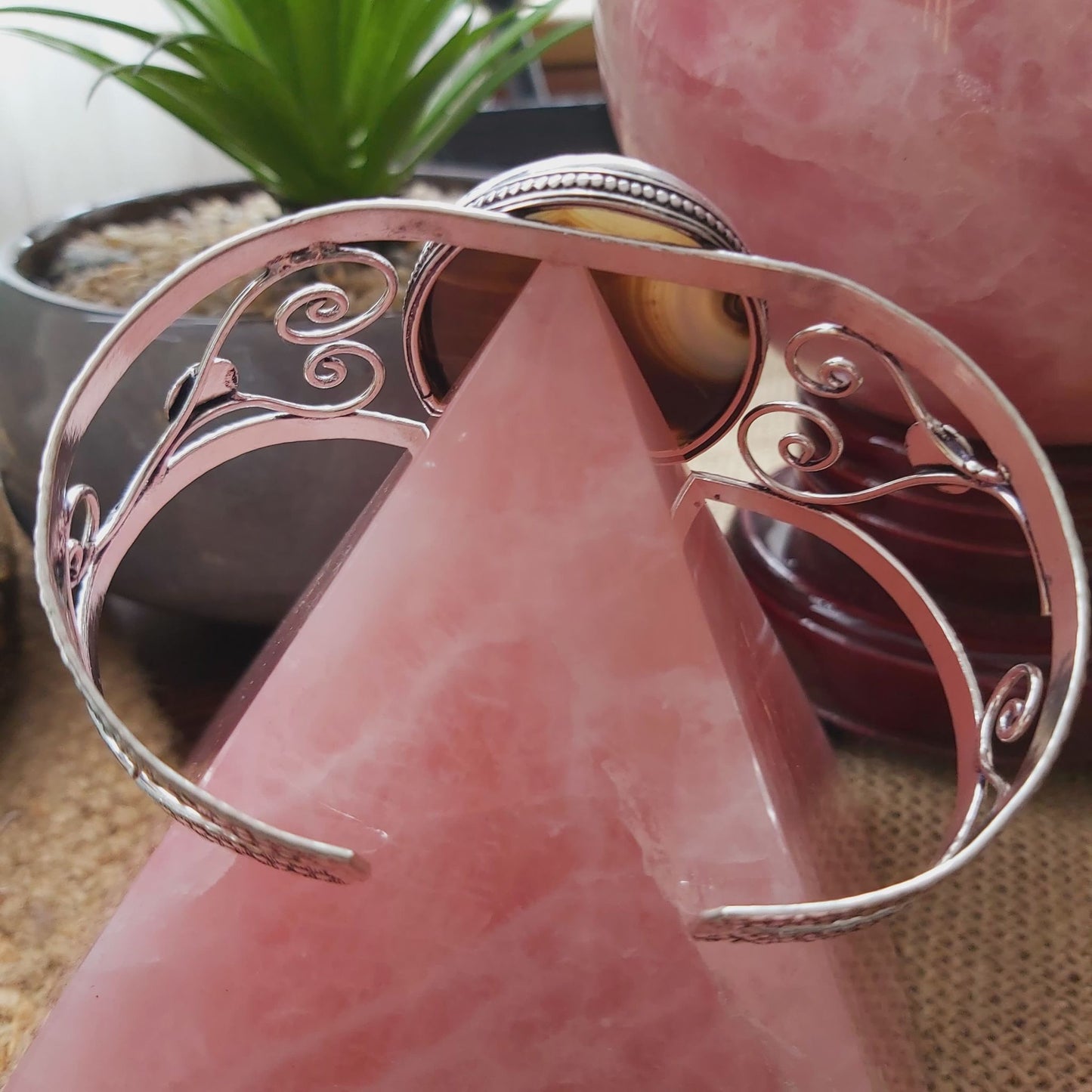 Black Lace Onyx Self-Confidence Bangle Bracelet (B163)