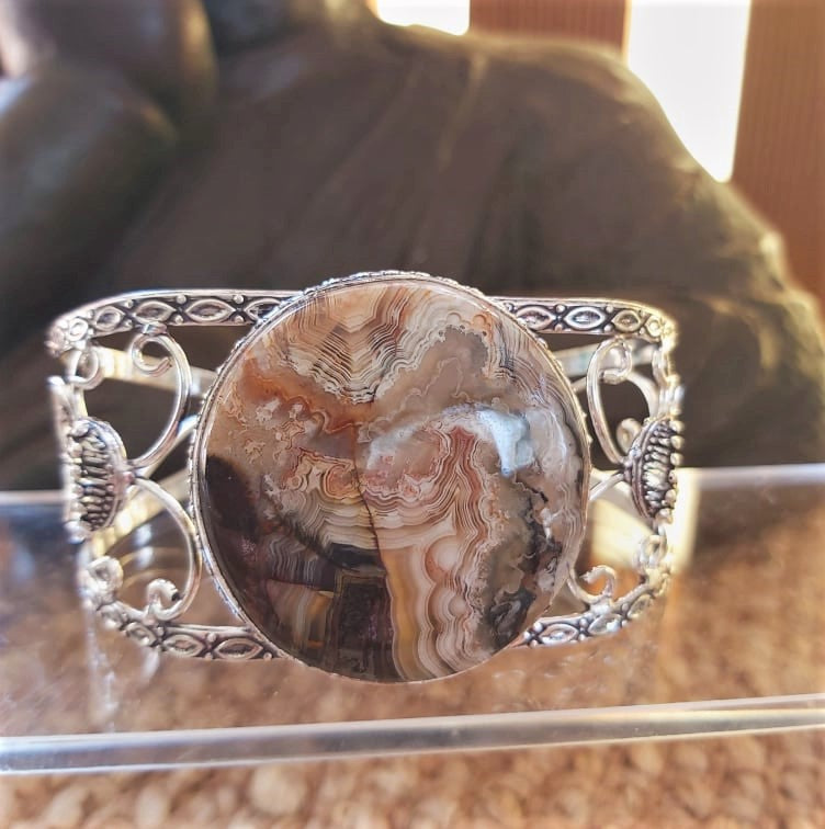 Agate Stability Bangle Bracelet (B204)