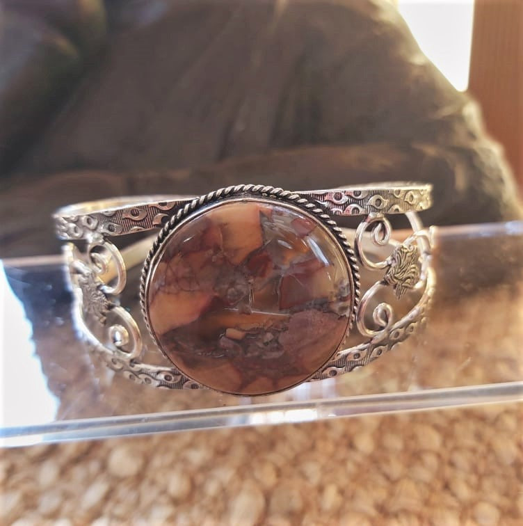 Agate Stability Bangle Bracelet (B205)