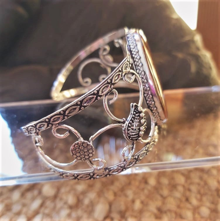 Agate Stability Bangle Bracelet (B206)