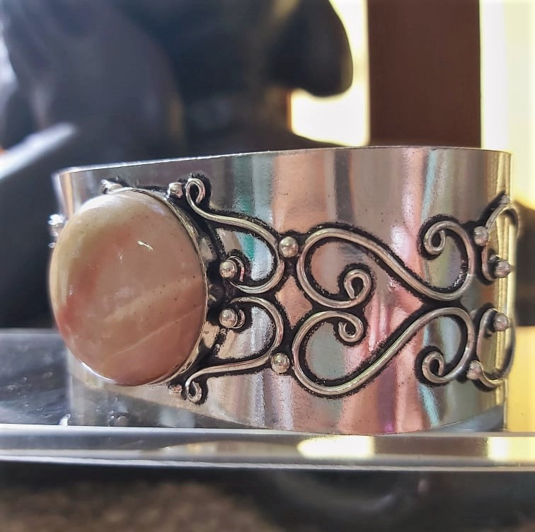 Mookaite Mother Earth Bangle Bracelet (B208)