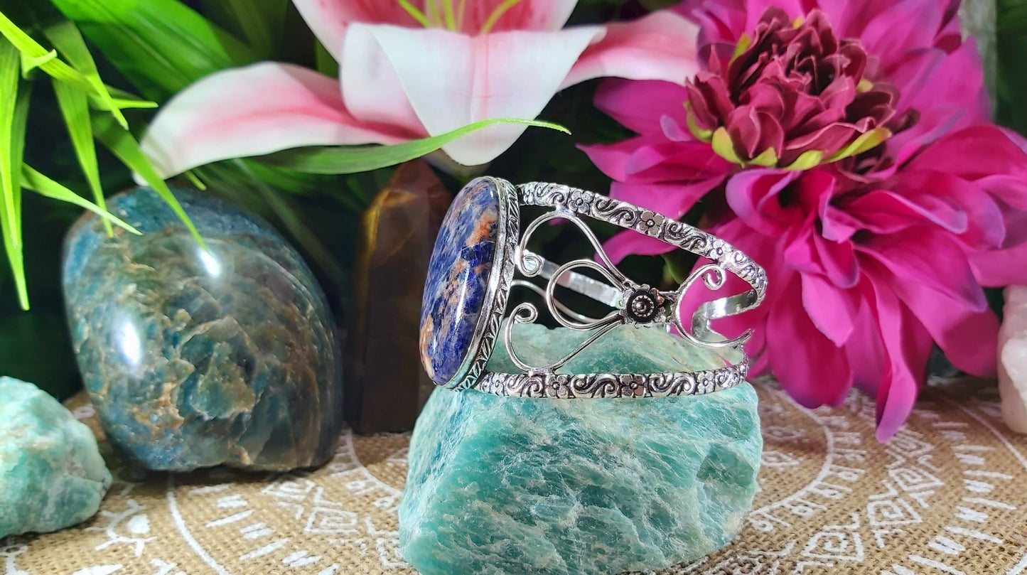Sodalite Gemstone Bangle Bracelet (B93)