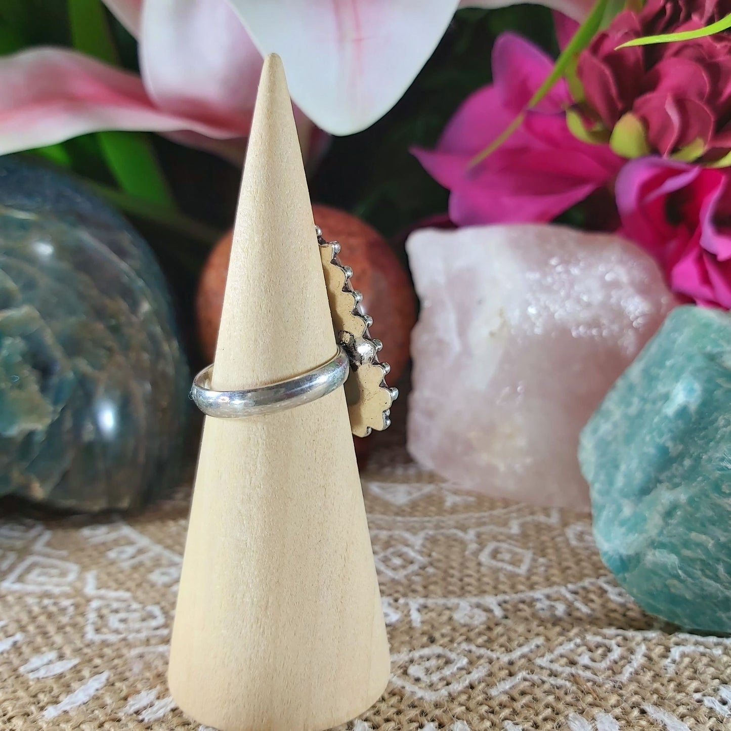 Agate Grounding Gemstone Ring Size US 7.5 (E1087)