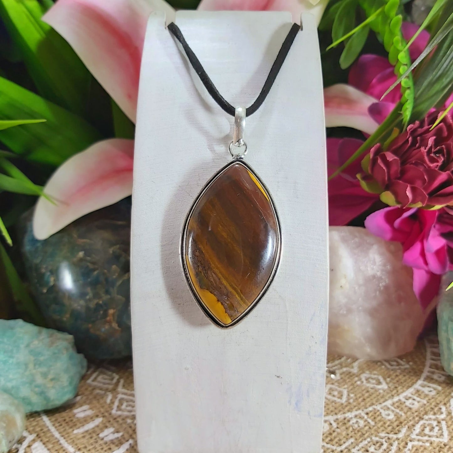 Tiger Eye Earth Star Gemstone Pendant (E1152)
