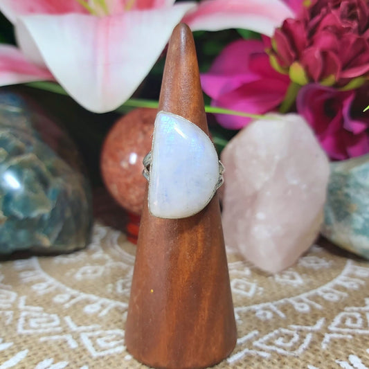 Rainbow Moonstone Ring Size US 7 (E1215)