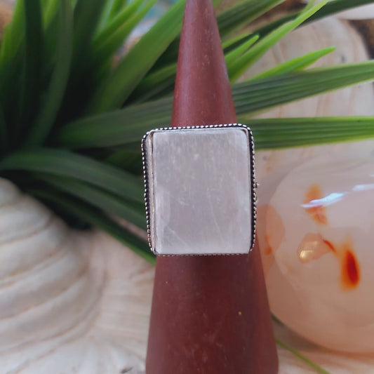 Selenite Third Eye Ring Size US 9 (E1485)