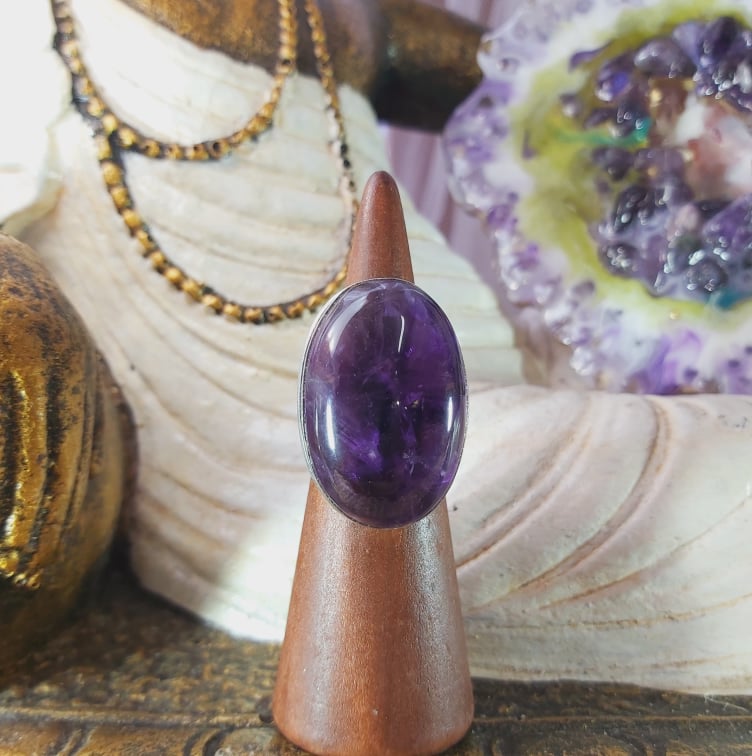 Amethyst Protection Gemstone Ring Size US 6 (E1525)