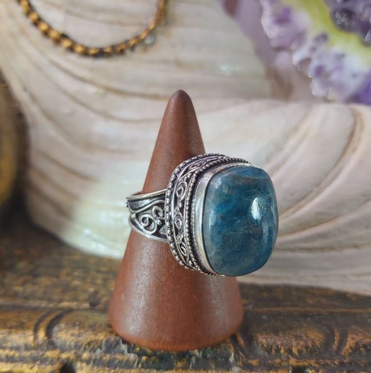 Apatite Third Eye Gemstone Ring US 9 (E1541)