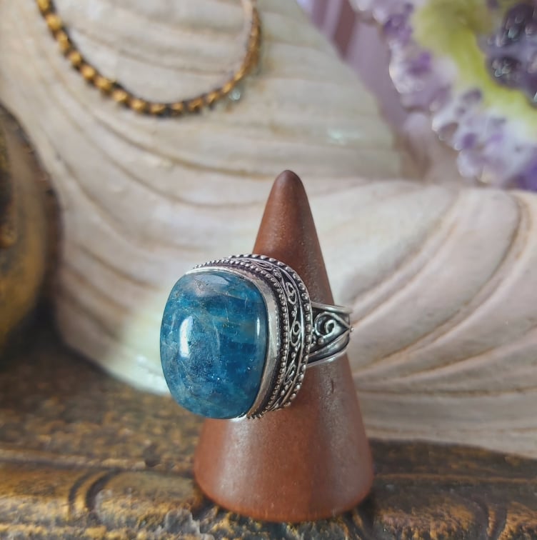 Apatite Third Eye Gemstone Ring US 9 (E1541)