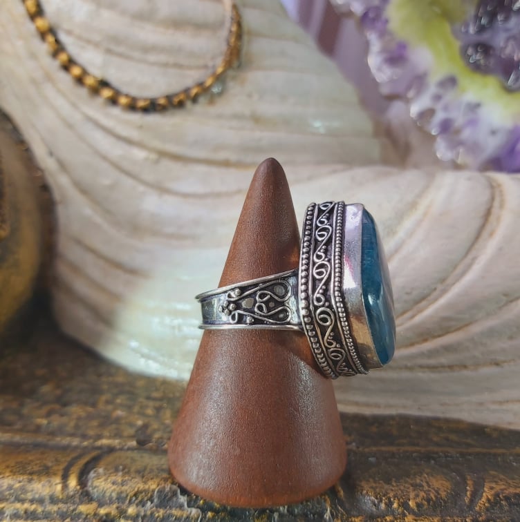 Apatite Third Eye Gemstone Ring US 9 (E1544)