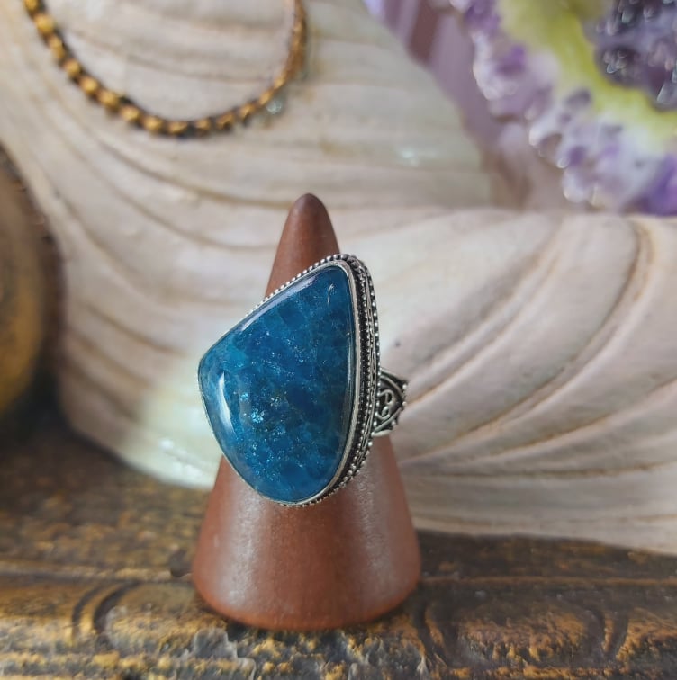 Apatite Third Eye Gemstone Ring US 9 (E1544)