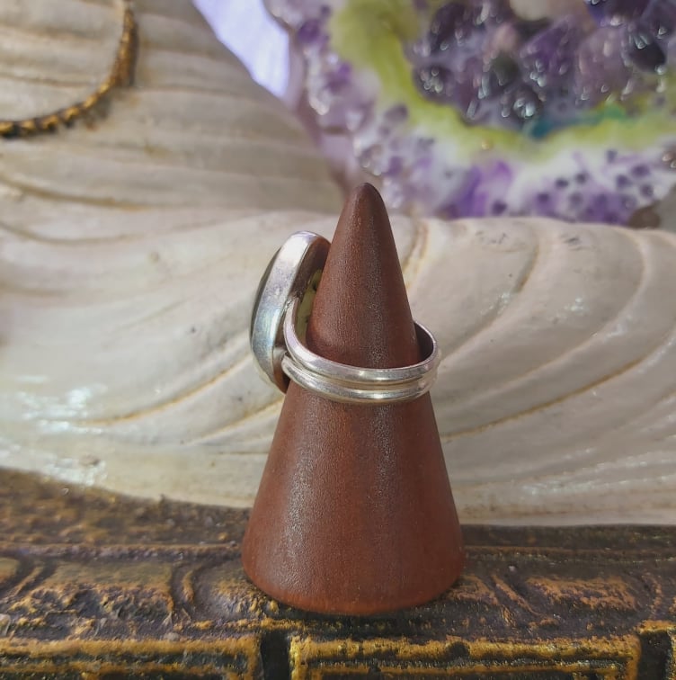 Labradorite Psychic Protection Gemstone Ring US 7.5 (E1550)