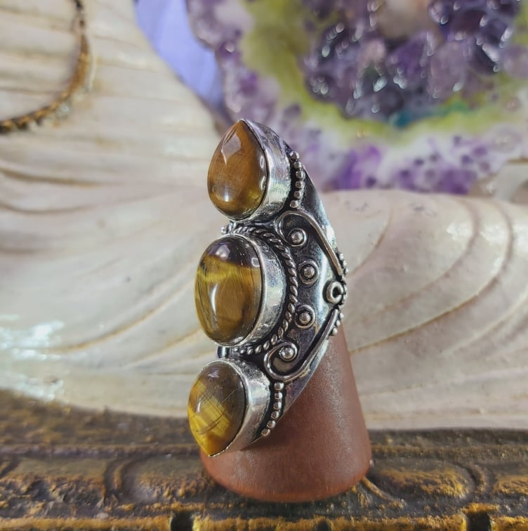 Tiger Eye Earth Star Gemstone Ring US 8 (E1576)