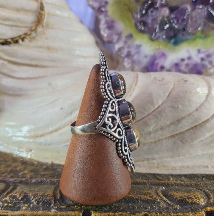 Tiger Eye Earth Star Gemstone Ring US 8.5 (E1577)