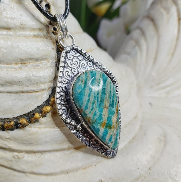 Amazonite Truth Gemstone Pendant (E1639)