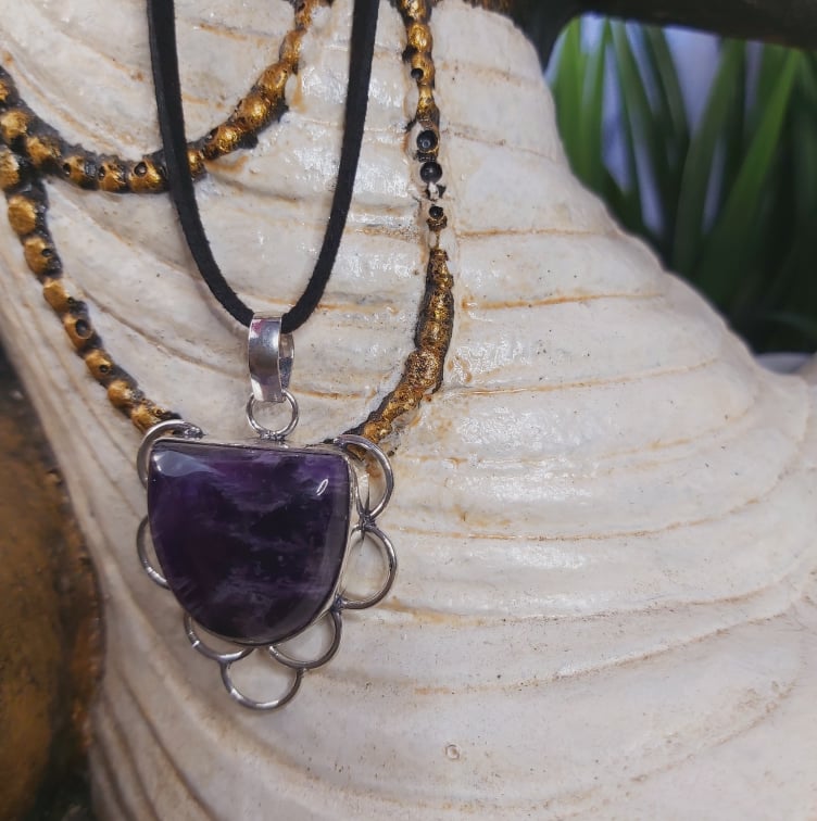 Amethyst Gemstone Pendant (E1670)