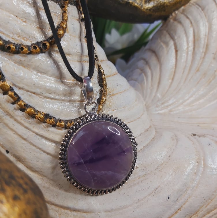 Amethyst Gemstone Pendant (E1672)