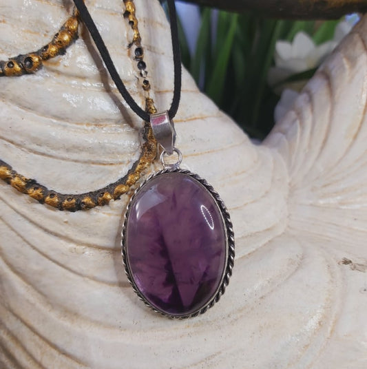 Amethyst Gemstone Pendant (E1676)