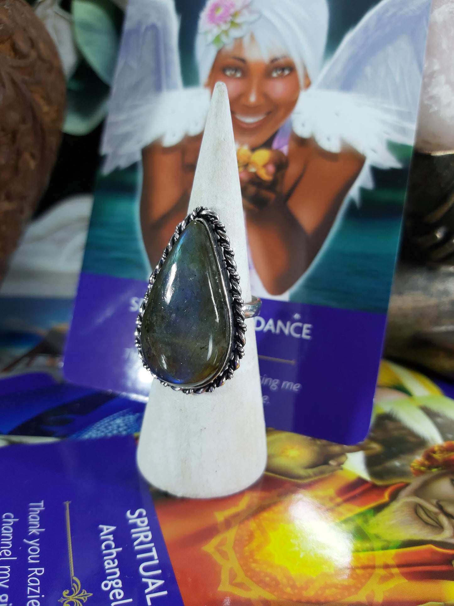 Labradorite Inner Spirit Ring Size US 8.5 (E168)